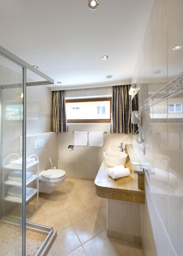 Hotel Wiesenegg Aurach bei Kitzbuehel Room photo