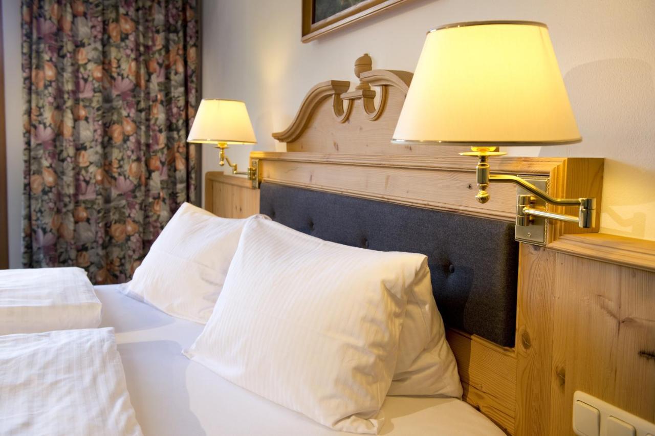 Hotel Wiesenegg Aurach bei Kitzbuehel Room photo